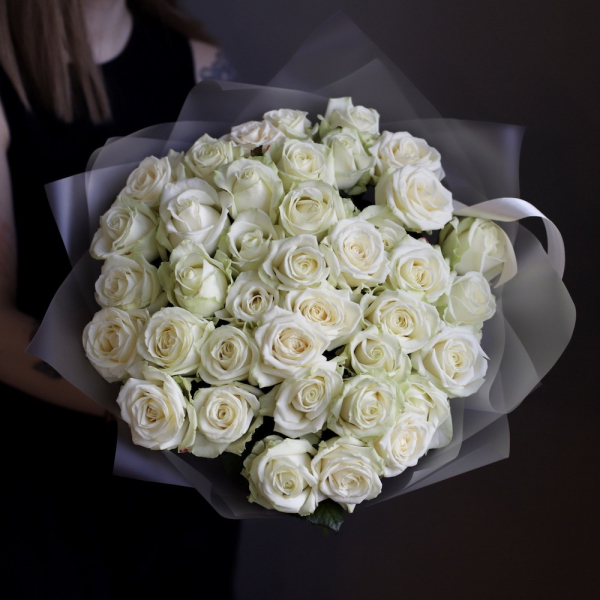 Букет из белых роз -  39 роз 