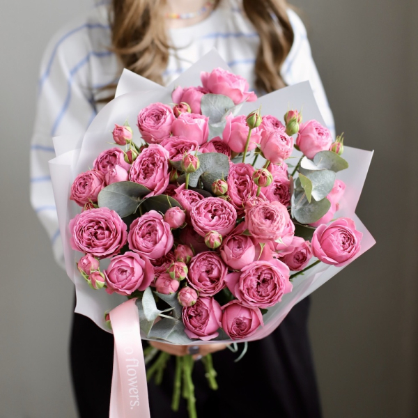 Букет из кустовых пионовидных роз Мисти Баблс - 9 кустовых роз