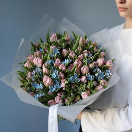 Букет из тюльпанов и оксипеталума - Размер L