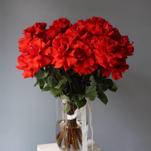 Букет "Нина" в вазе -  29 роз