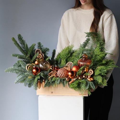 Новогодняя композиция в деревянном ящике, гамма  "Мандариновый пай" - Размер L