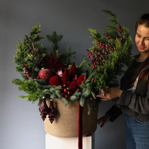 Новогодняя корзина, гамма "Красный бархат" - Размер L