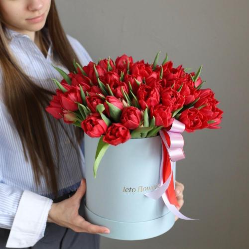 Букет из тюльпанов в шляпной коробке -  Размер M