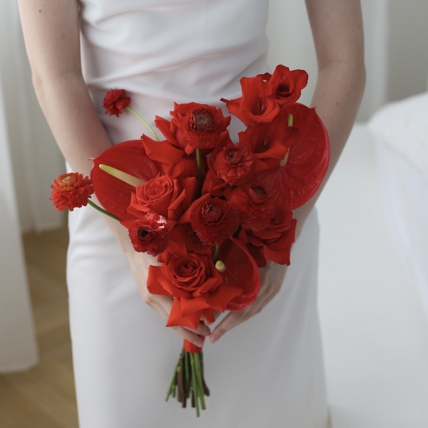 Красный букет невесты - Размер M