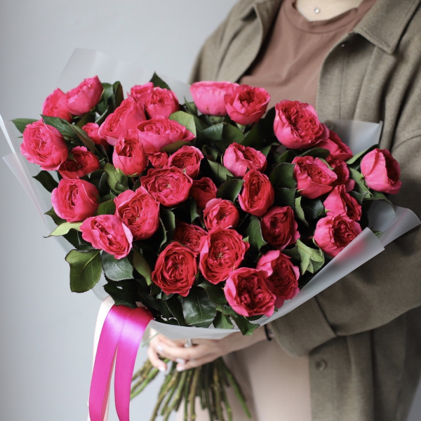 Букет из пионовидных роз Баронесса -  35 роз 