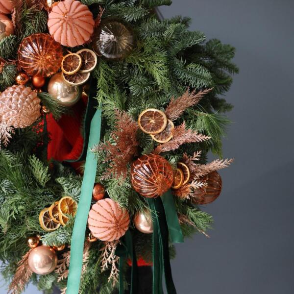 Венок, гамма "Мандариновый пай" -  55-60 см