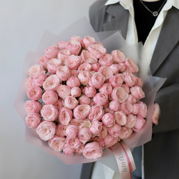Букет из кустовых пионовидных роз Менсфилд Парк -  29 роз 
