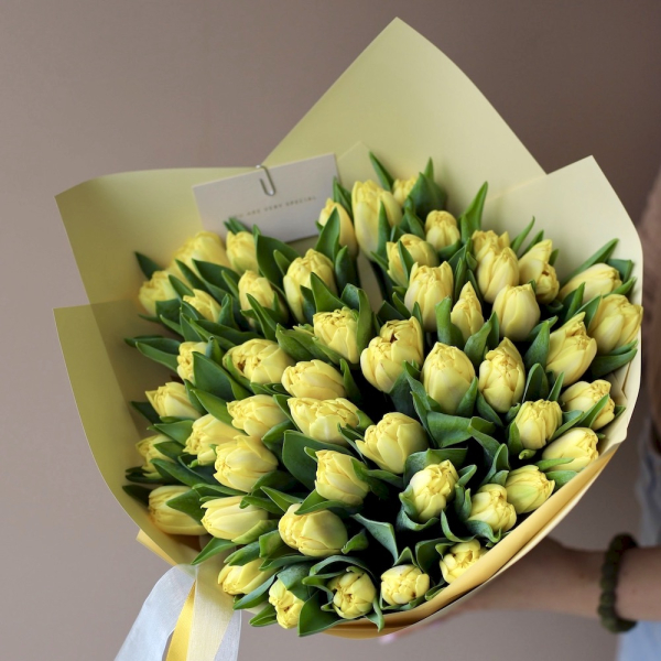 Букет из желтых тюльпанов - 49 тюльпанов