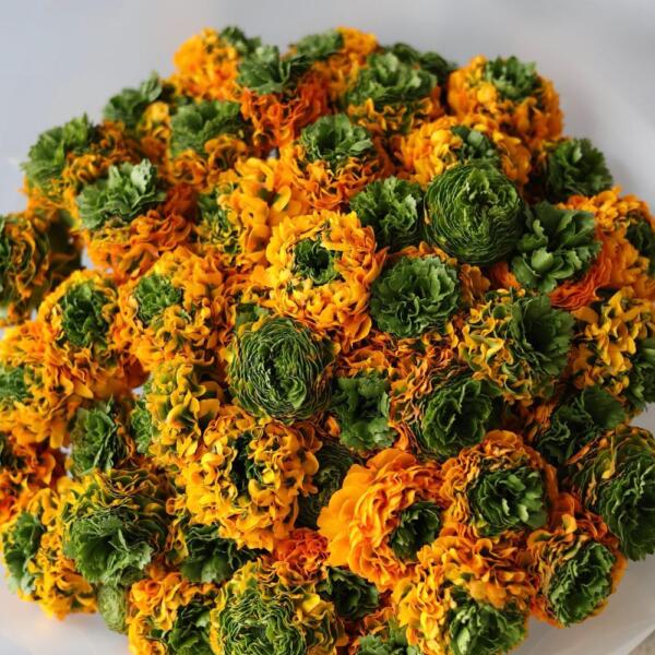 Букет из оранжевых ранункулюсов - 49 ранункулюсов