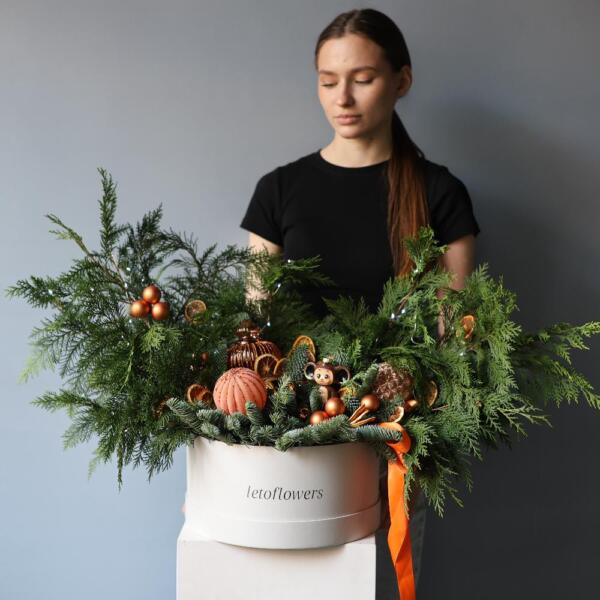 Новогодняя коробка "Чебурашка в мандаринах"