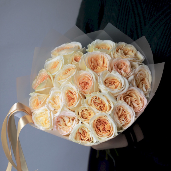 Букет из пионовидных роз Принцесса Майя - 11 роз 
