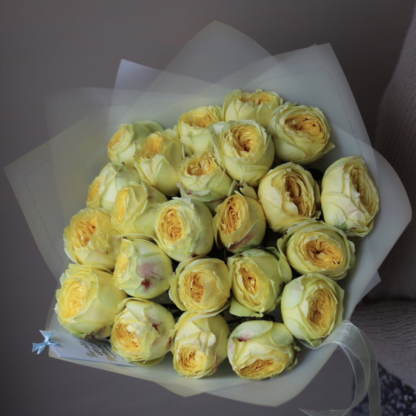 Букет из пионовидных роз Каталина - 23 розы