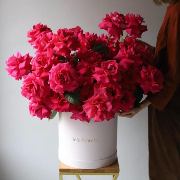 Букет "Малиновый щербет" в шляпной коробке -  Размер XL 