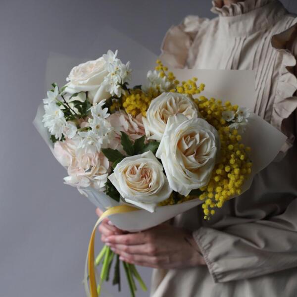 Букет комплимент Весенний - Размер S