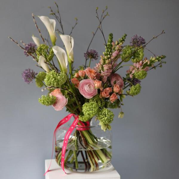 Подписка на цветы "В вазе" (4 доставки) - Размер L