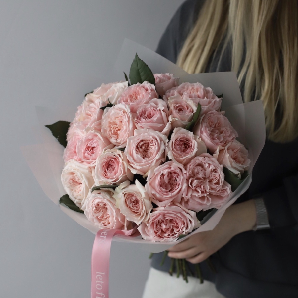 Букет из пионовидных роз Хитоми - 23 розы