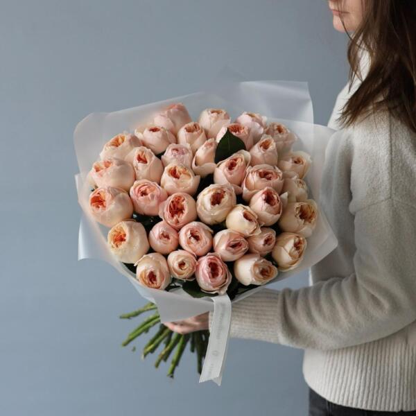 Букет из пионовидных роз Дэвида Остина Джульета - 35 роз