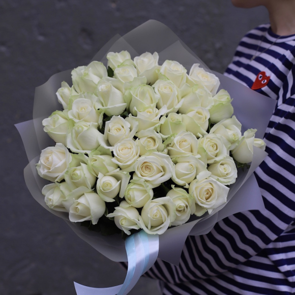 Букет из белых роз - 39 роз 