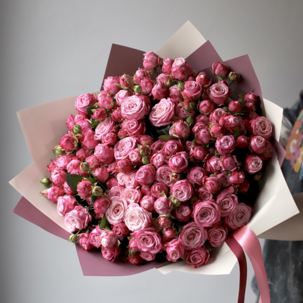 Букет из кустовых пионовидных роз Леди Бомбастик - 29 роз