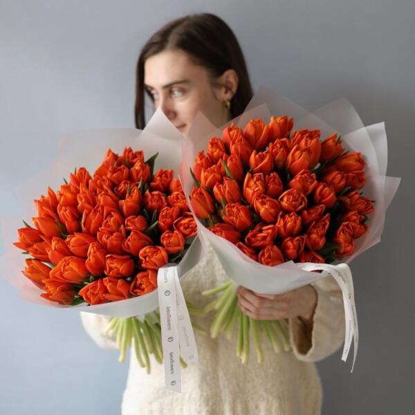 Букет из красных тюльпанов - 49 тюльпанов