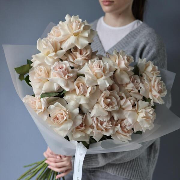 Букет "Первое свидание" - 25 роз