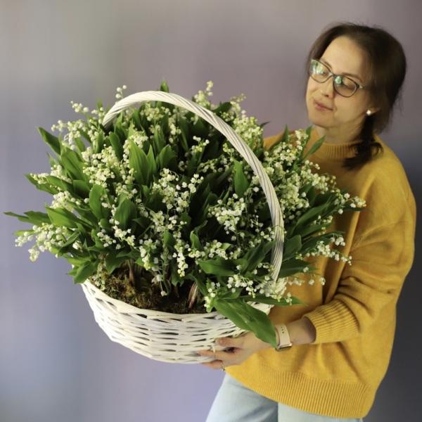 Ландыши в корзинке -  99 ландышей 
