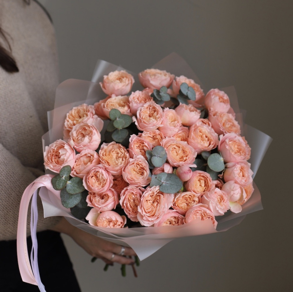 Букет из кустовых пионовидных роз Джульета - 9 кустовых роз