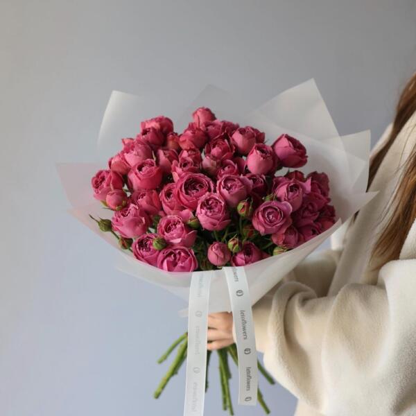 Букет из кустовых пионовидных роз Мисти Баблс - 9 кустовых роз