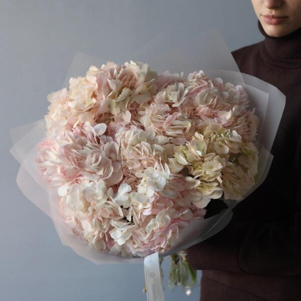 Букет из колумбийских гортензий - 9 гортензий