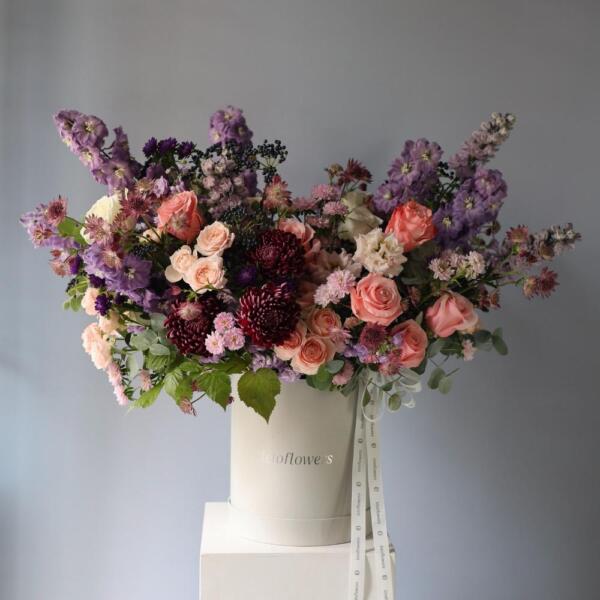 Авторский букет в шляпной коробке Лавандовый - Размер XL