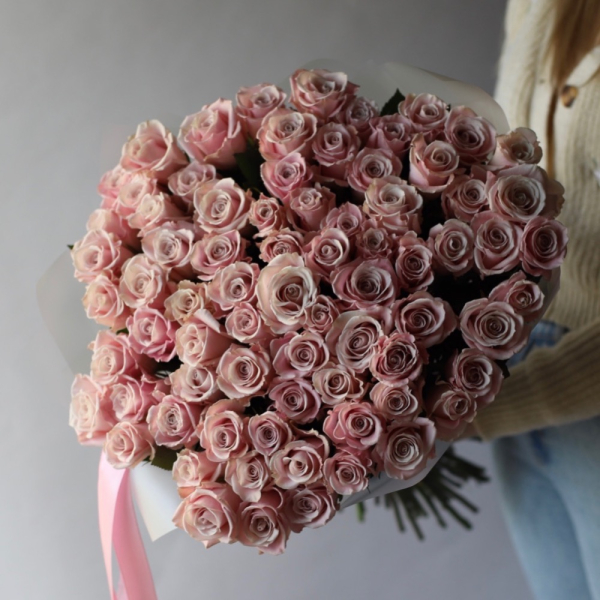 Букет из роз Свит Эскимо - 75 роз