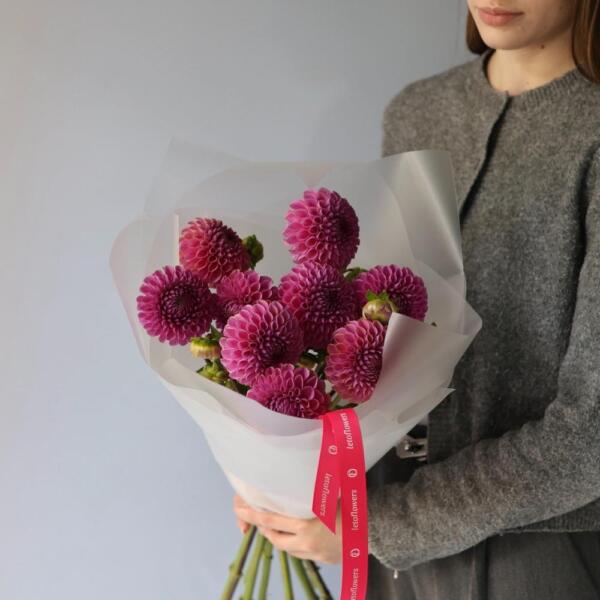 Букет из ярко-розовых георгин - 9 георгин