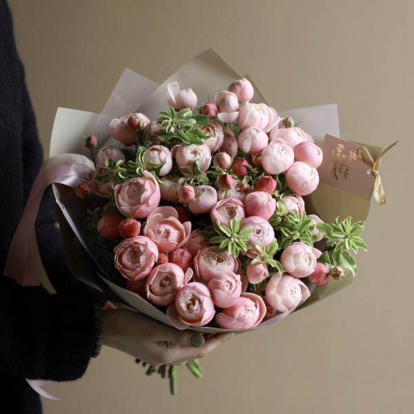 Букет из кустовых пионовидных роз Сильва Пинк - 19 кустовых роз