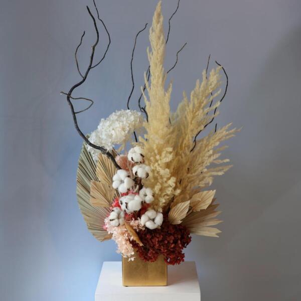 Композиция из стабилизированных цветов "Закат в саванне" в кашпо