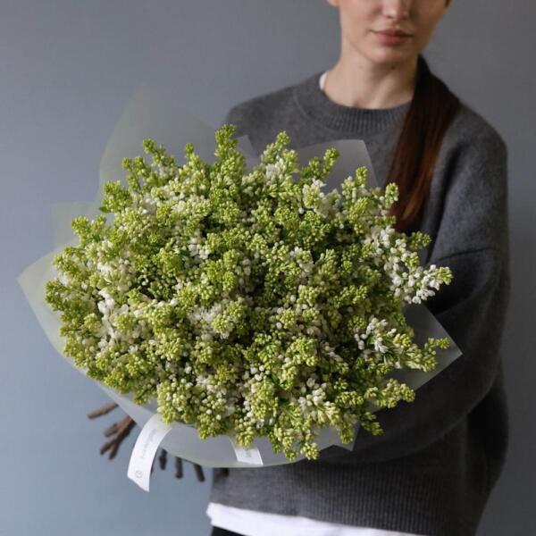 Букет из белой сирени -  29 веток сирени 