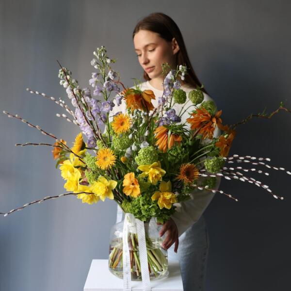 Авторский букет "Апрельская капель" - Размер L ( в вазе )